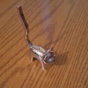Cat ring holder